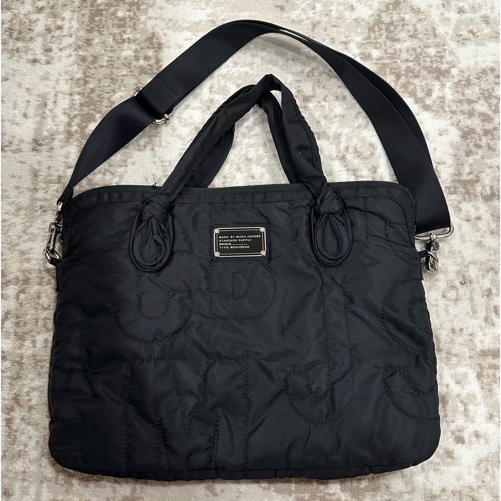 Marc JACOBS black laptop bag. Double handle plus shoulder strap